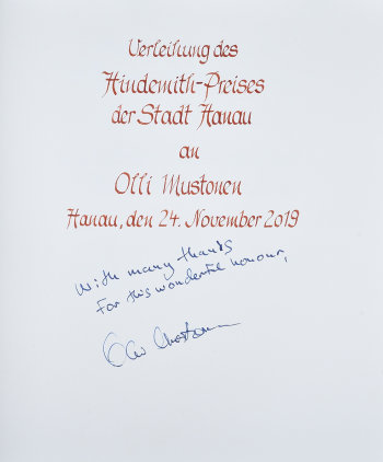Mzhu2021 09 Goldenesbuch Ollimustonen